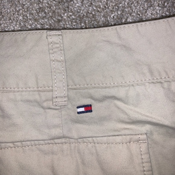 Tommy Hilfiger Tan Cargo Shorts size 18 - Picture 11 of 12
